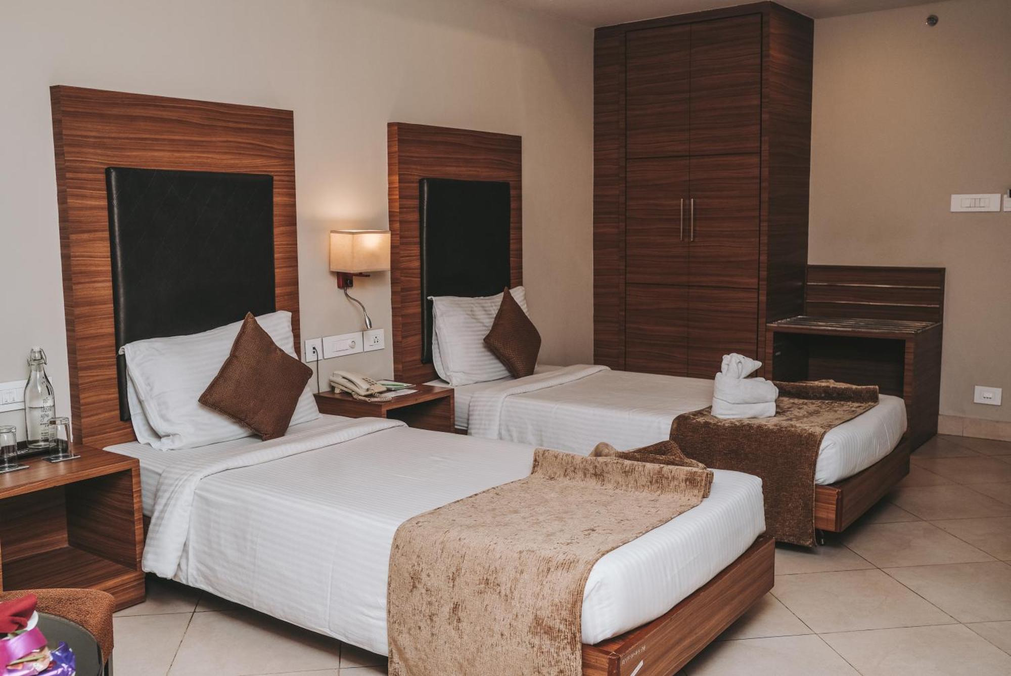 Peerless Hotel Durgapur ภายนอก รูปภาพ