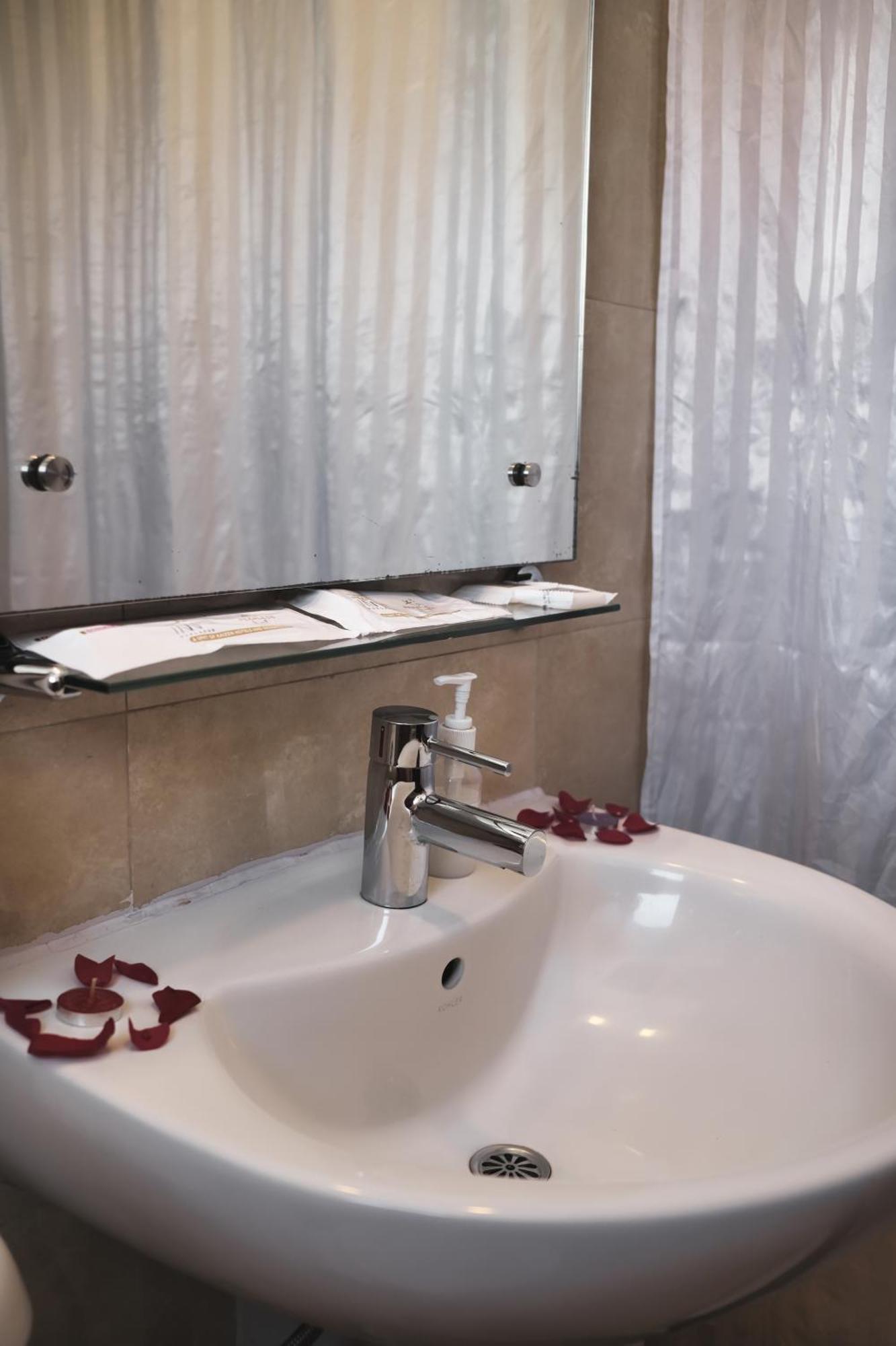 Peerless Hotel Durgapur ภายนอก รูปภาพ