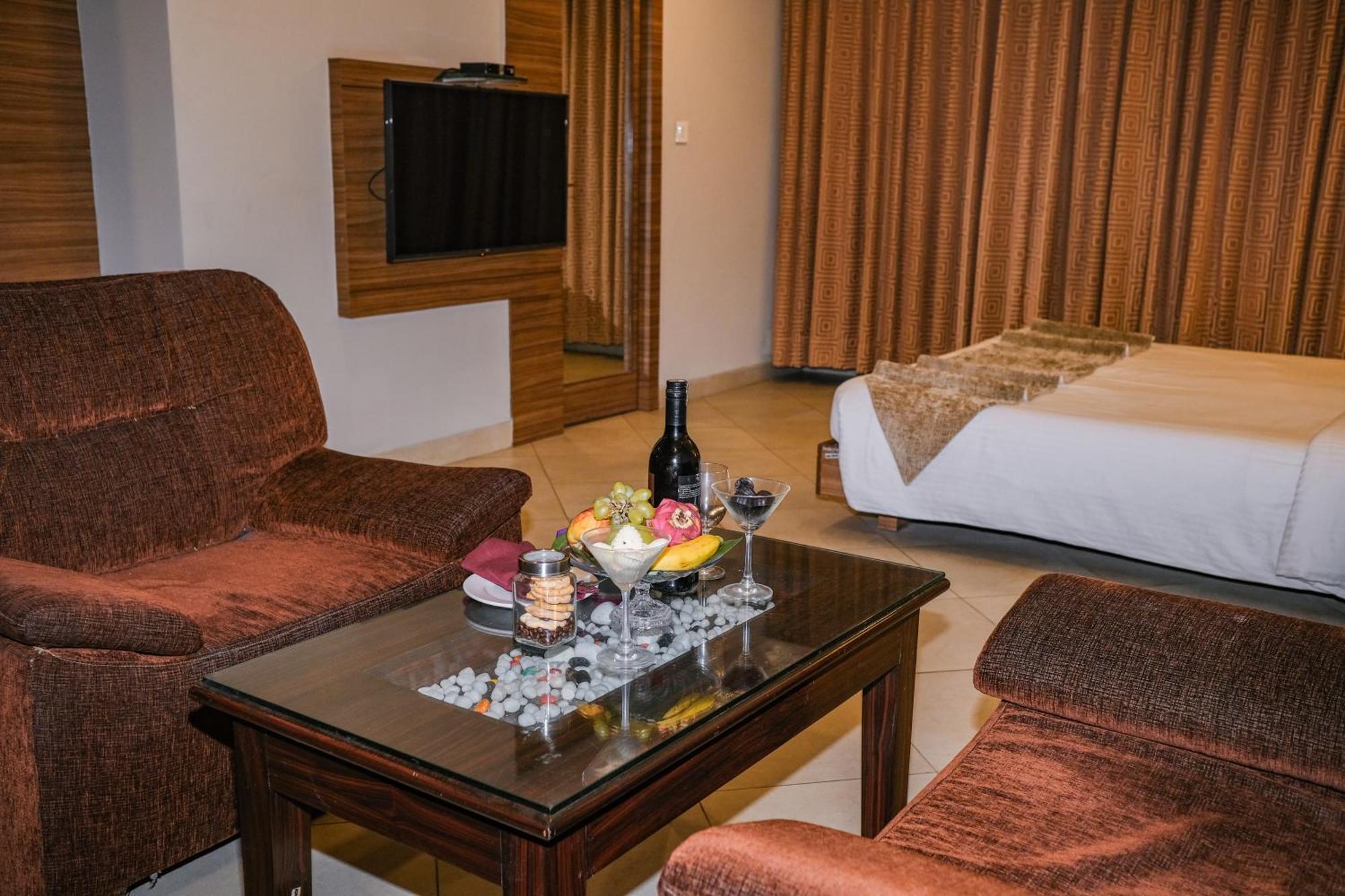 Peerless Hotel Durgapur ภายนอก รูปภาพ