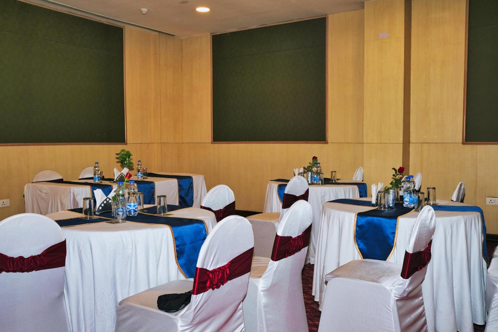 Peerless Hotel Durgapur ภายนอก รูปภาพ