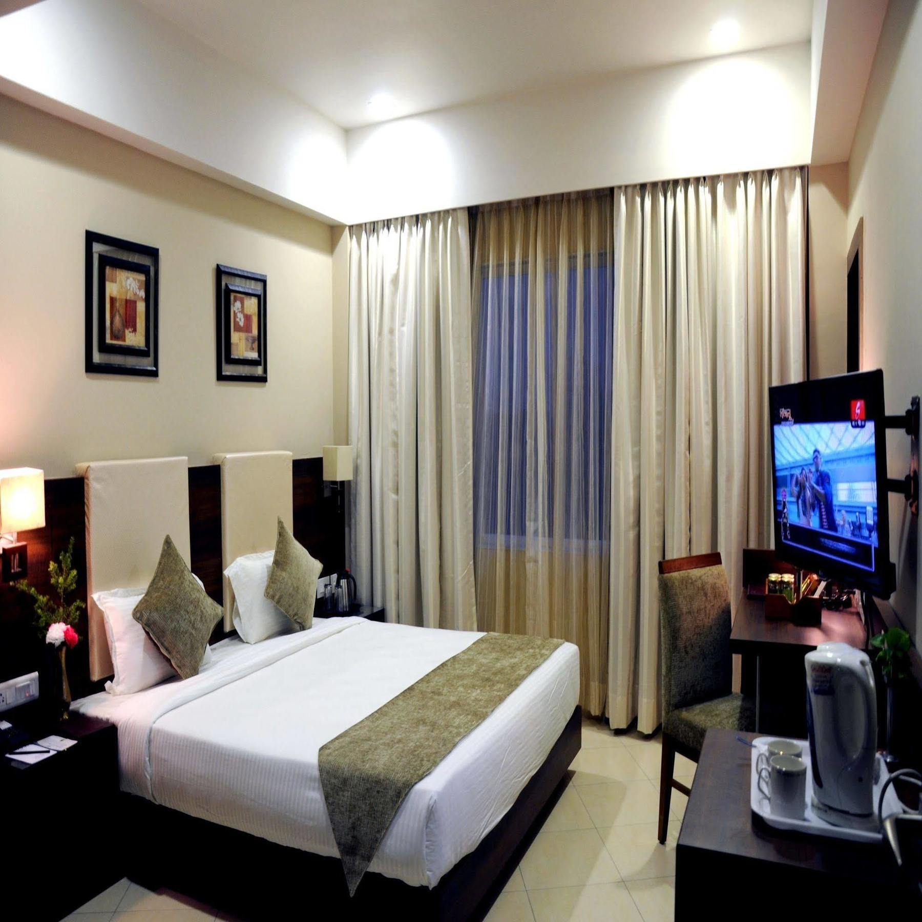 Peerless Hotel Durgapur ภายนอก รูปภาพ
